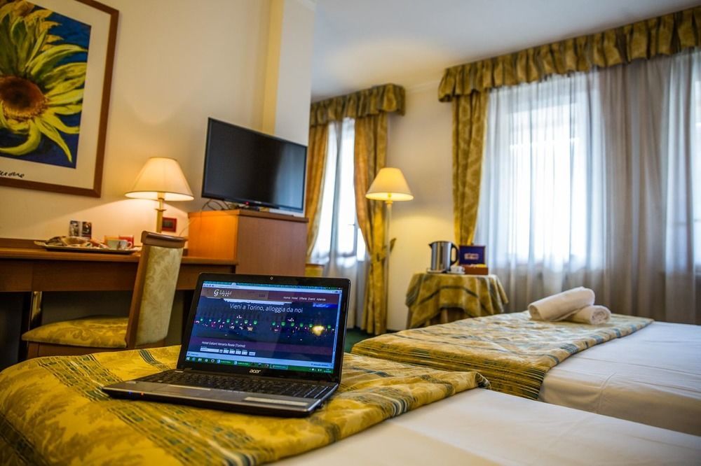 Hotel Galant Venaria Reale Bagian luar foto
